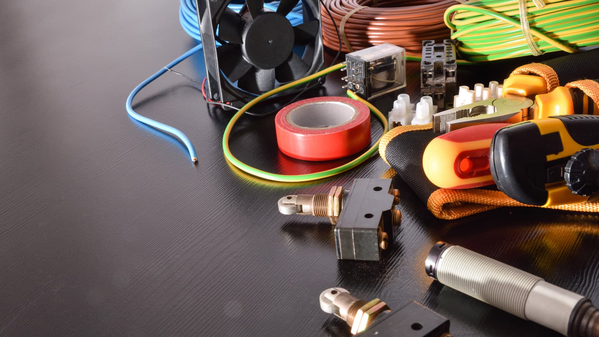 Tienda de material eléctrico en Vigo